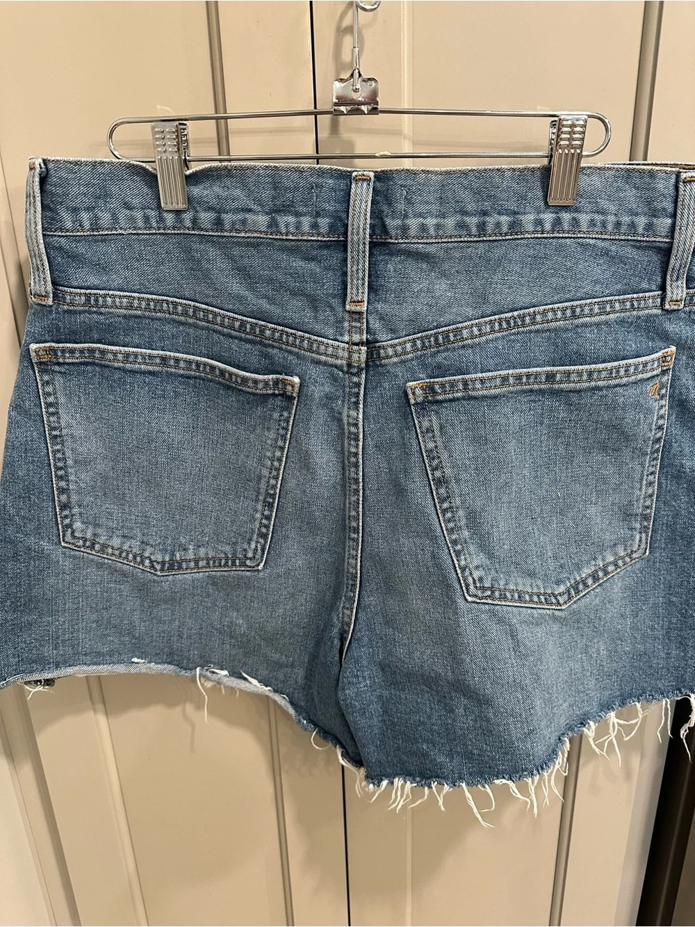 Madewell The Mom Jean blue denim shorts sz 31